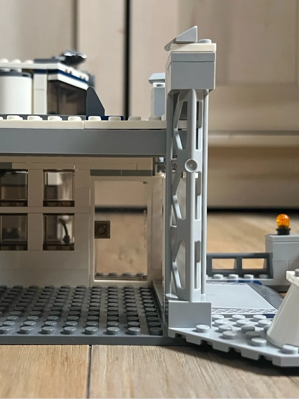 LEGO Marvel - Avengers Compound Battle - Part of 2019 Retired Set 76131